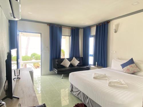 room detail thumbnail 0