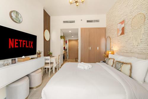 Lovely Apt Near The Burj with Pool, Gym & BBQ Area, Dubai (Foto 6)