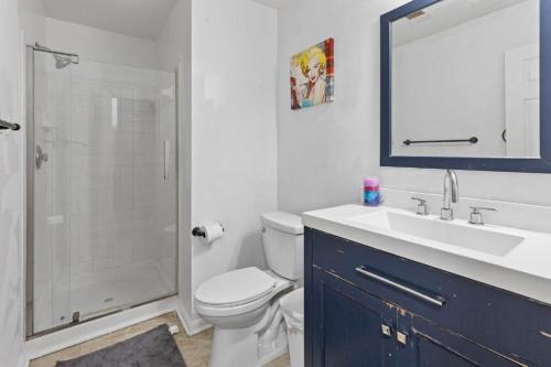 IAD area Apartment with garage parking and Patio in backyard in Sterling, USA