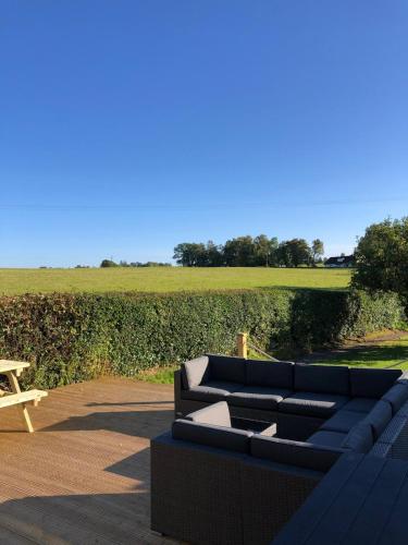 Rosebank Cottage - Hot Tub & Log Stove in Gartocharn