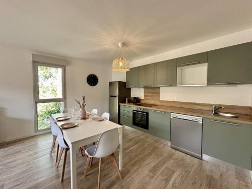 مطبخ, spacieux T3 calme et lumineux in Carcans