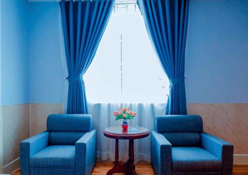 Deluxe Triple Room image 4
