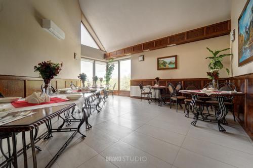 餐飲選擇, Pensjonat EDEN Maniowy in 馬尼奧維