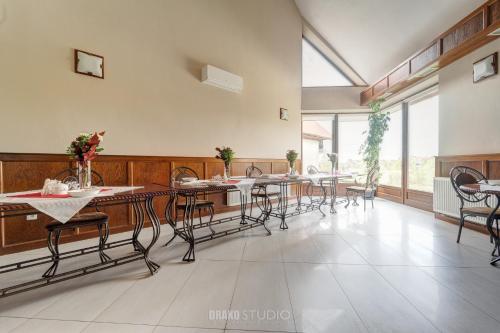 餐飲選擇, Pensjonat EDEN Maniowy in 馬尼奧維