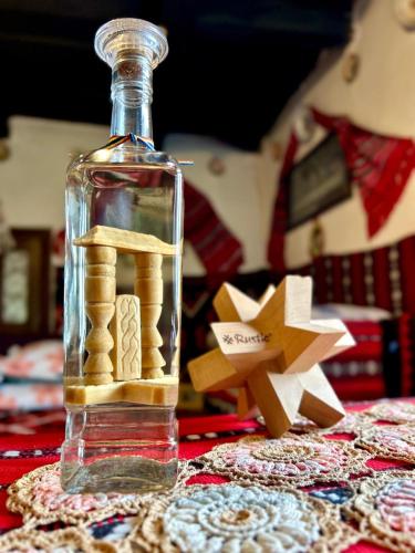 餐飲選擇, Casuta Fermecata, Tara Lapusului in 芬特奈里