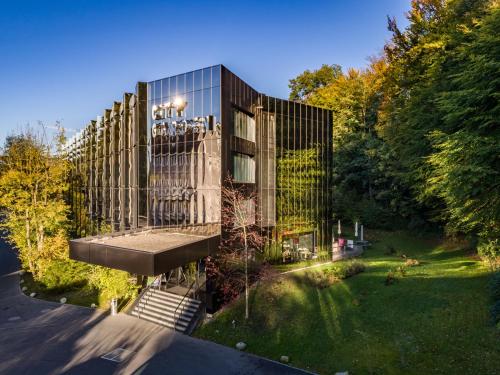 City Garden Hotel - image 12