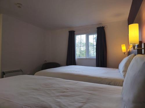OYO Tyger Inn Derby - image 12