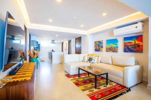 Luxury 2BR Beachfront Escape Stunning Views from Private Balconies, Puerto Vallarta (photo 4)