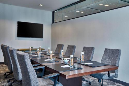 Courtyard by Marriott Minneapolis West - 회의실/연회장