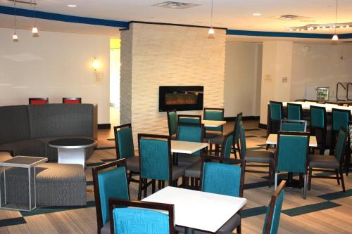 SpringHill Suites by Marriott Oklahoma City Airport in Oklahoma City, USA