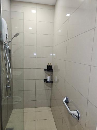 3BR The Luxurie at Paradigm Mall Residences 3BR The Luxurie at Paradigm Mall Residences