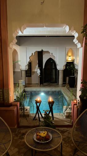 Riad 5 sens 3