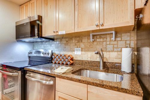 Breck Ski-InandSki-Out Condo Near Main Street! in Breckenridge, USA