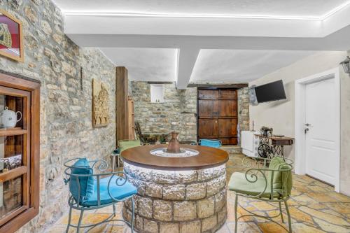 The Well House - UNESCO - Berat The Well House - UNESCO - Berat