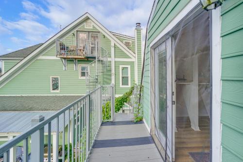 Epic Brunswick Apartment with Deck! in Brunswick (MD)
