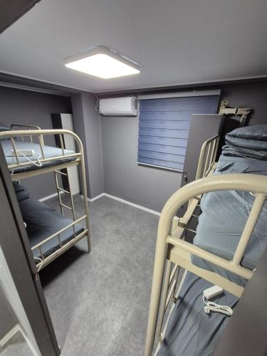 Gangnam Seven Hostel, Seúl