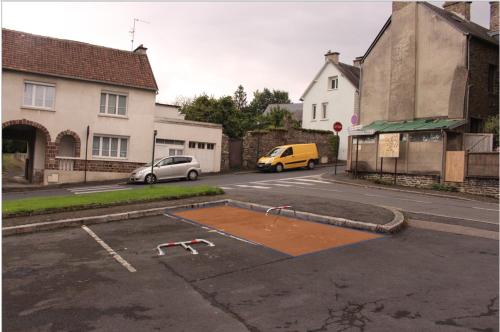 Bellevue - 35 m2 - parking - 10 min centre-ville in Saint-Lo