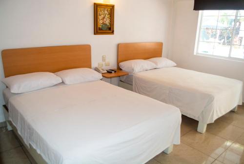 Quadruple Room image 4