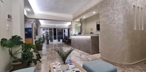 Luis Apartments - image 7