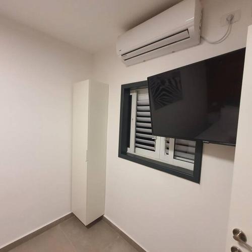 Ryo 20 דירה במלון בוטיק 2 דקות מטיילת בת ים, Bat Yam (foto 3)