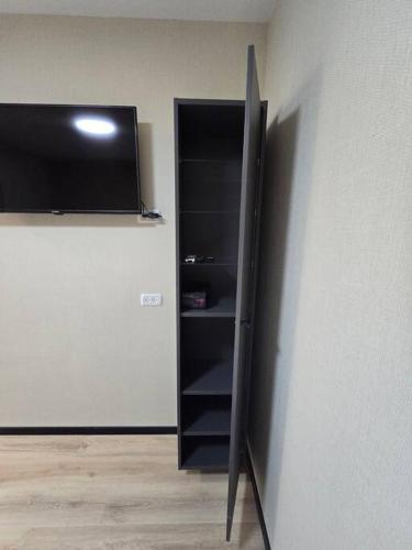 Ryo 23 דירת נופש עם ג'קוזי 2 דקות מטיילת בת ים, Bat Yam (Foto 6)