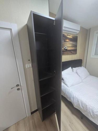 Ryo 25 דירה במלון בוטיק 2 דקות מטיילת בת ים, Bat Yam (foto 7)