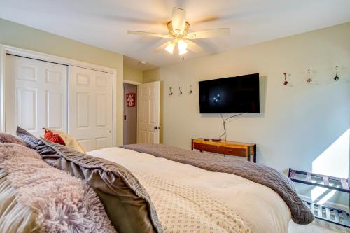 Luxury Breckenridge Home with Hot Tub and Ski Access! - image 2