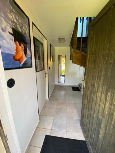 Фойє, The Gallery - Cozy Apartment in Сансі-ле-Мо