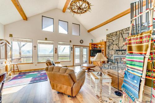 New Mexico Cabin Hideaway with Eagle Nest Lake Views in Eagle Nest, USA
