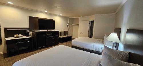 Bay Front Inn - Downtown Santa Cruz - main image