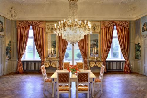 Ресторан, Herrenhaus Borghorst in Osdorf