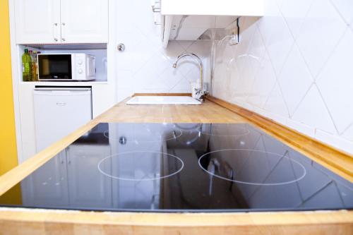 Kitchen, La casa'l cantirin in Pola de Lena