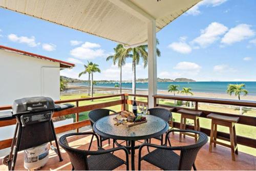 Picturesque Beachfront Condo w - Pool in Potrero