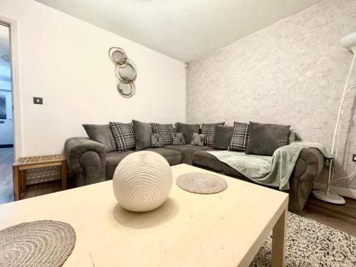 Cosy Modern 3-Bed Near Etihad, COOP Arena - AO arena and City Center, Manchester