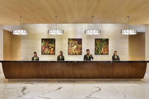 Courtyard by Marriott Chennai - 로비