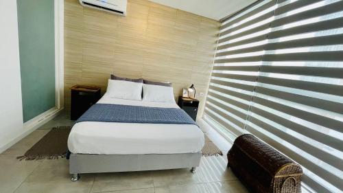 GOLD, Apartamento nuevo de 2 ambientes en Equipetrol cerca del Zoológico