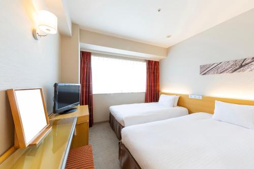 Economy Twin Room - Non-Smoking room in Hotel Keihan Kyobashi Grande