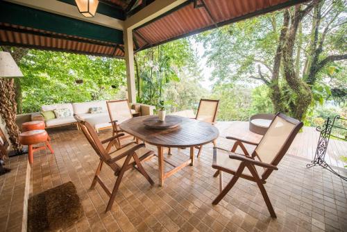 Mountain Retreat in Токумен