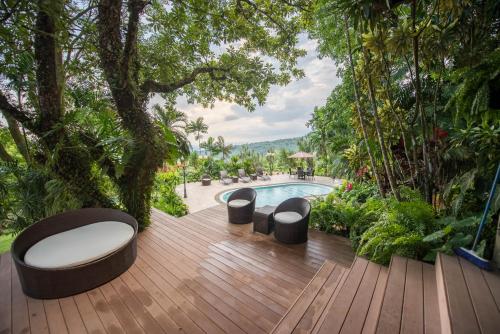 Mountain Retreat in Токумен