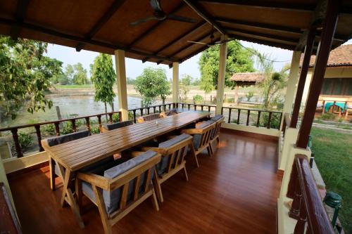 Bardia Eco Friendly Homestay in Thakudwara