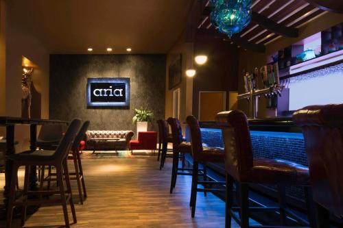 Sheraton Oklahoma City Downtown Hotel - image 11