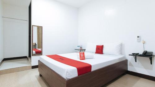 RedDoorz at San Antonio Makati, Manila (photo 4)