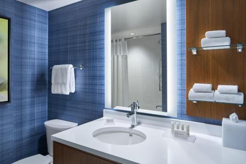 Residence Inn by Marriott Washington Downtown/Convention Center - image 12