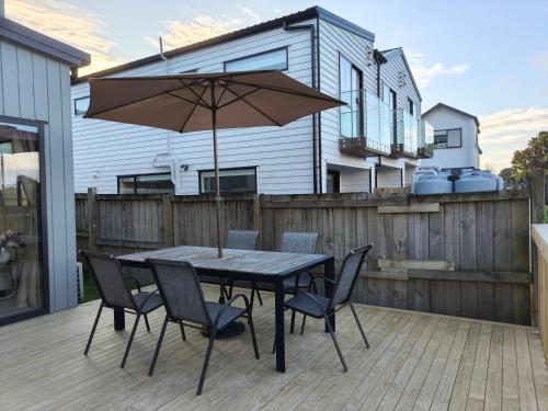 شرفة/ تراس, Stylish Family Parkside Escape near Westgate in Massey