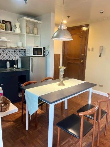 Greenhills 1BR Lower Penthouse w Panoramic View in San Juan