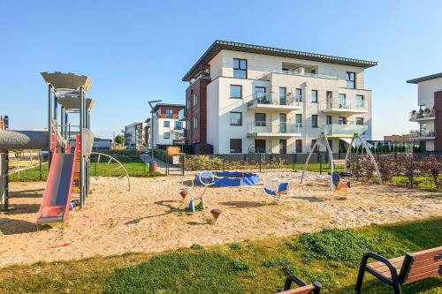 Playground, Kazimierza Wielkiego Cozy Apartment Parking by Rent like home in Borkowo Lostowickie