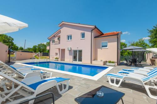 Villa Bianca with private pool