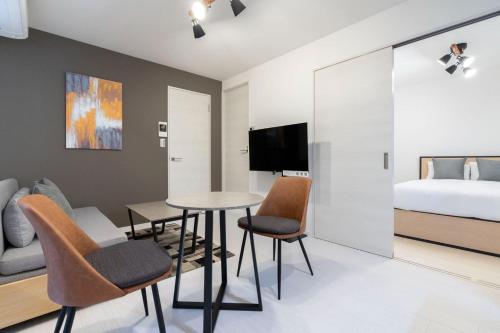 at Kyobashi No elevato