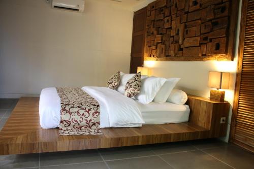 Alarte Estate by Villa Finder - image 2