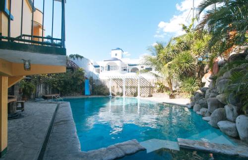 RedDoorz @ Yahweh Spring Retreat and Resort Laguna - 편의 시설/서비스